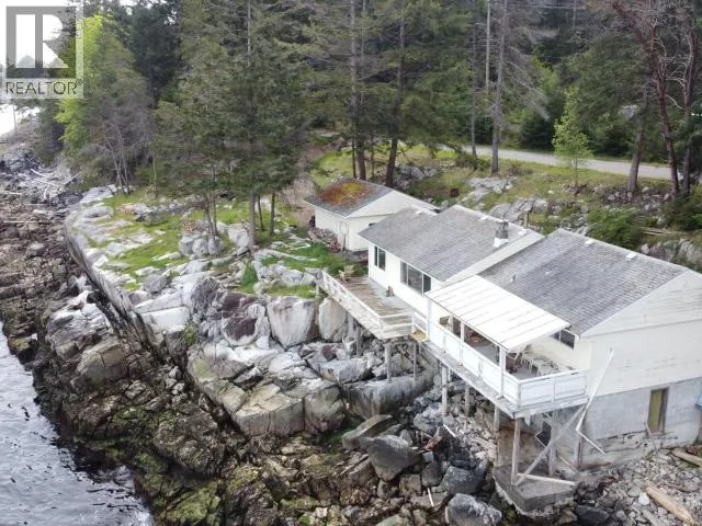 2617 SMELTER AVE, Texada Island, British Columbia V0N3K0