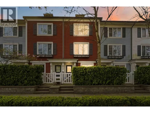 4032 2655 BEDFORD STREET, Coquitlam, British Columbia V3C0B8