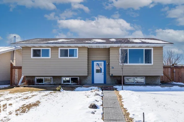 24 DUKE DR, Lamont, Alberta T0B2R0