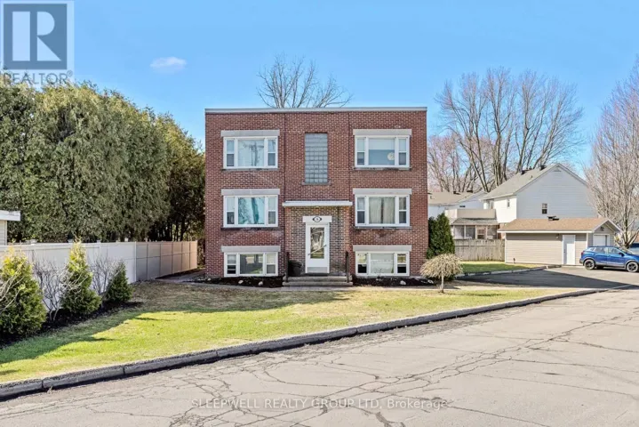 54 CENTENNIAL BOULEVARD, Ottawa, Ontario K1S0M9