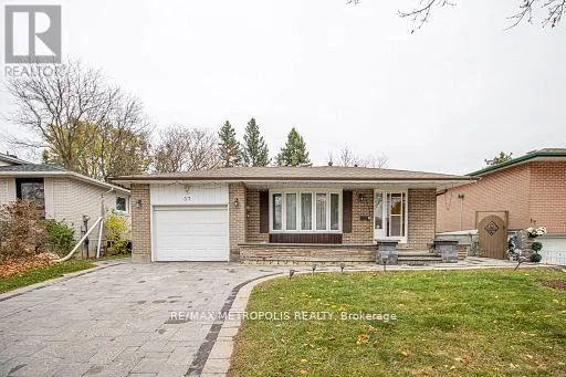 BSMT - 37 ALBACORE CRESCENT, Toronto (Woburn), Ontario M1H2L2