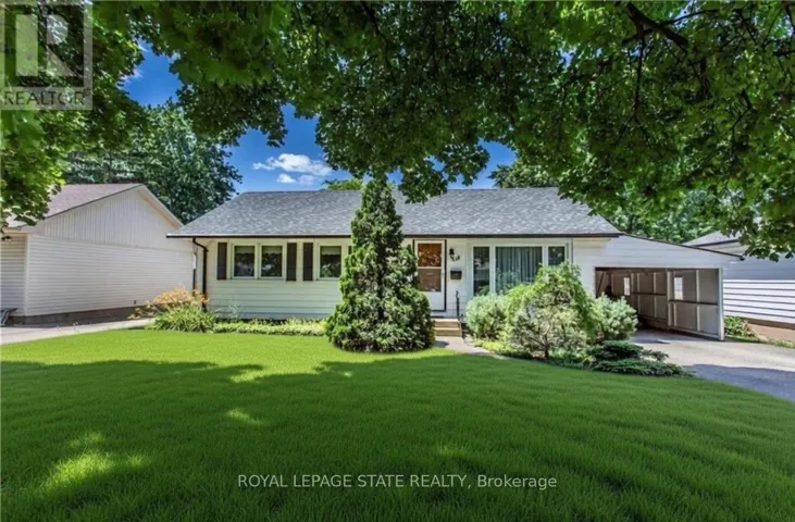 118 JACOBSON AVENUE, St. Catharines (Glendale/Glenridge), Ontario L2T3A5