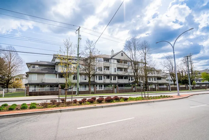 407 12160 80 AVENUE, Surrey, British Columbia V3W0V3