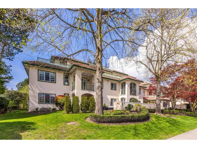 206 1447 BEST STREET, White Rock, British Columbia V4B4E5