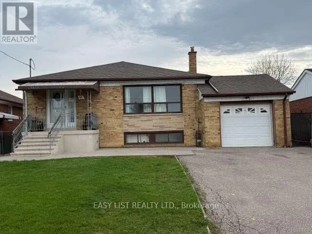 49 BLAYDON AVENUE, Toronto (Downsview-Roding-CFB), Ontario M3M2E3