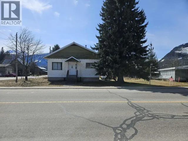 1501 Douglas Street, Revelstoke, British Columbia V0E2S0
