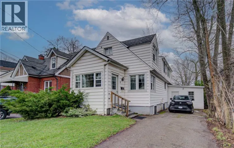 18 NORFOLK Street S, Hamilton, Ontario L8S3A5