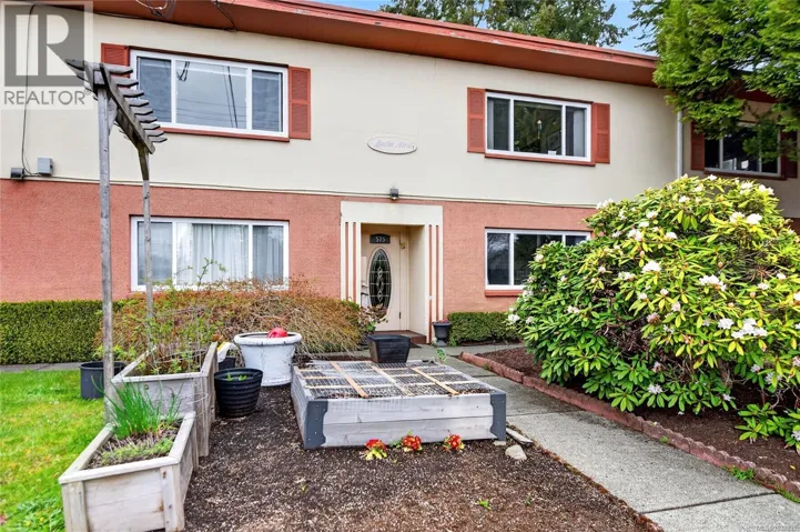 575 14th St, Courtenay, British Columbia V9N1W4