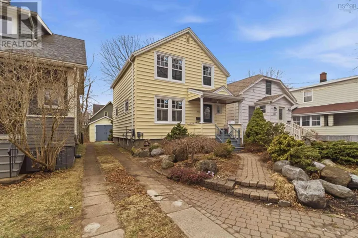 1662 Walnut Street, Halifax, Nova Scotia B3H1M2