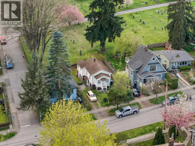 340 ALBERTA STREET STREET, New Westminster, British Columbia V3L3J5