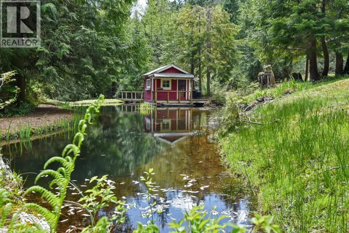 1685 STORVOLD ROAD, Gibsons, British Columbia V0N1V6