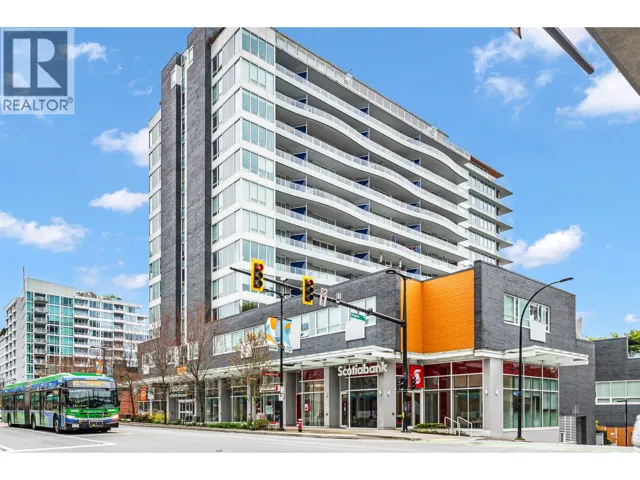 119 W ESPLANADE, North Vancouver, British Columbia V7M0G7