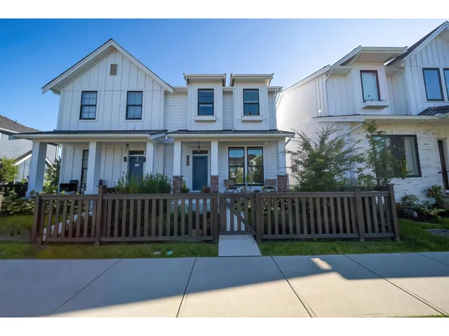 19628 75A AVENUE, Langley, British Columbia V2Y3T2