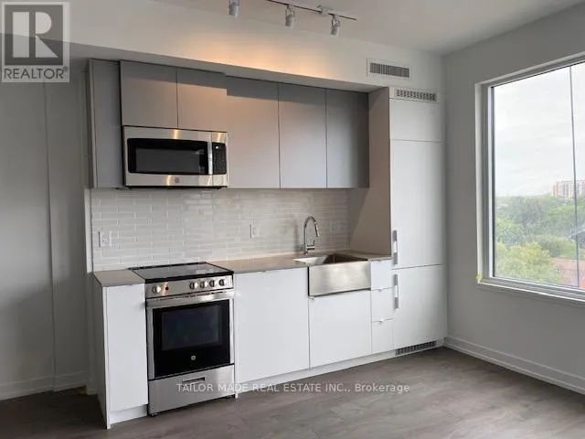 622 - 270 DUFFERIN STREET, Toronto (South Parkdale), Ontario M6K1Z6
