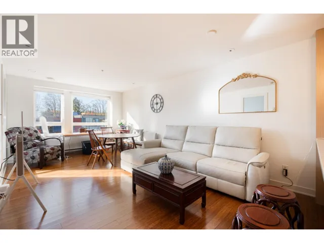 403 2481 WATERLOO STREET, Vancouver, British Columbia V6R3H4