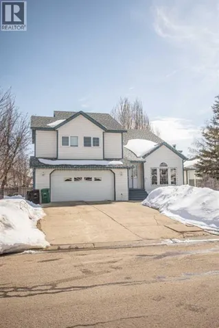 10711 104 Street, High Level, Alberta T0H1Z0