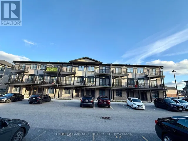 68 LOMOND LANE, Kitchener, Ontario N2R0T6