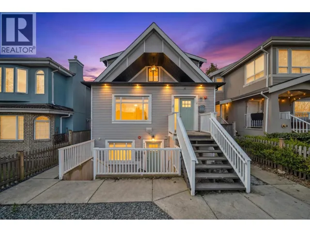 3128 KINGS AVENUE, Vancouver, British Columbia V5R4T4