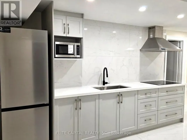 9474 BAYVIEW AVENUE, Richmond Hill (Observatory), Ontario L4C5H3