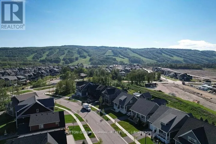 113 RED PINE STREET, Blue Mountains, Ontario L9Y0Z3