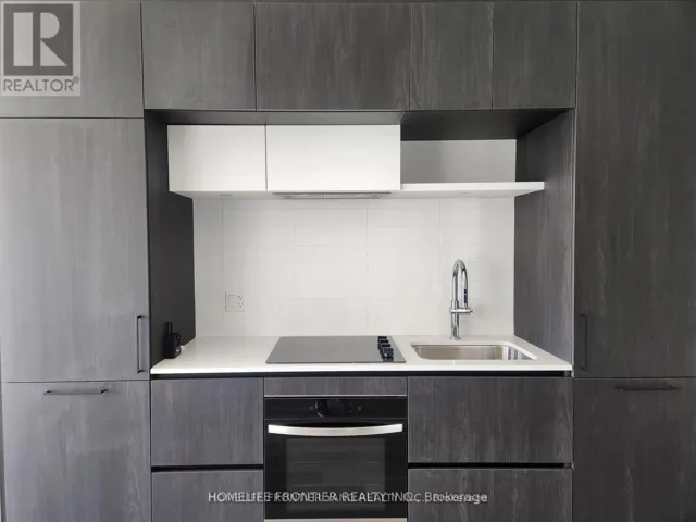 417 - 6 DAVID EYER ROAD, Richmond Hill, Ontario L4S1M4