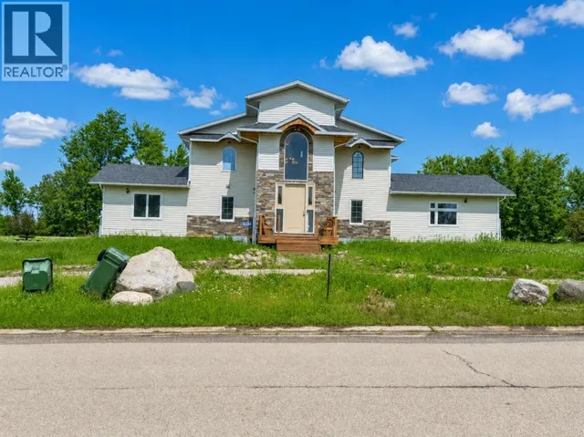 4230 Caribou Crescent, Wabasca, Alberta T0G2K0