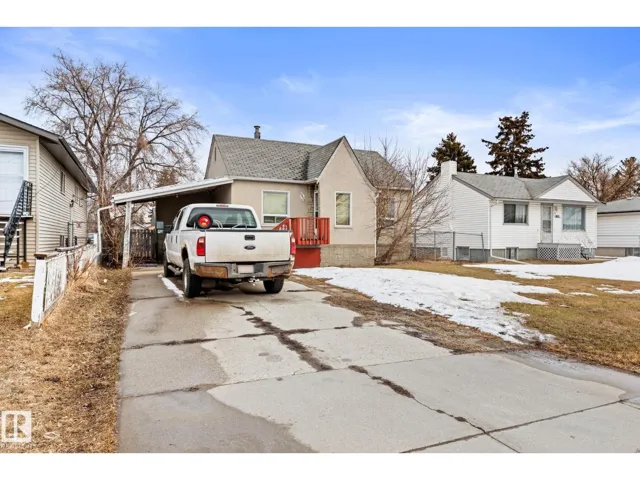 10621 153 ST NW, Edmonton, Alberta T5P2C4