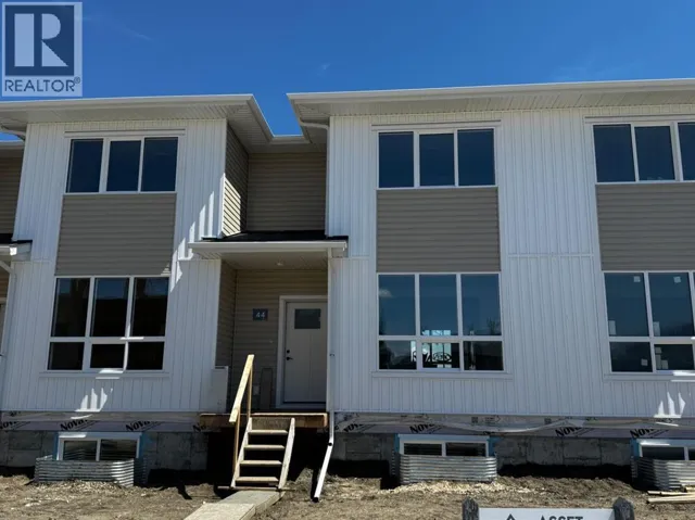 44 Lavelle Close, Red Deer, Alberta T4S0S5