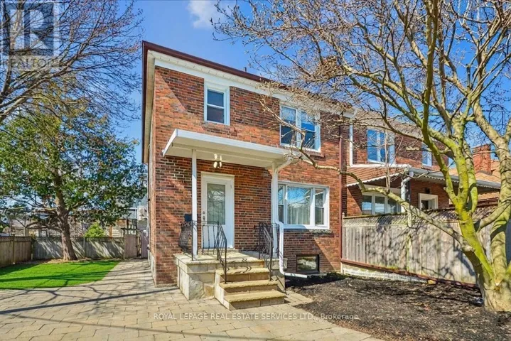 352 WINNETT AVENUE, Toronto (Oakwood Village), Ontario M6C3M1