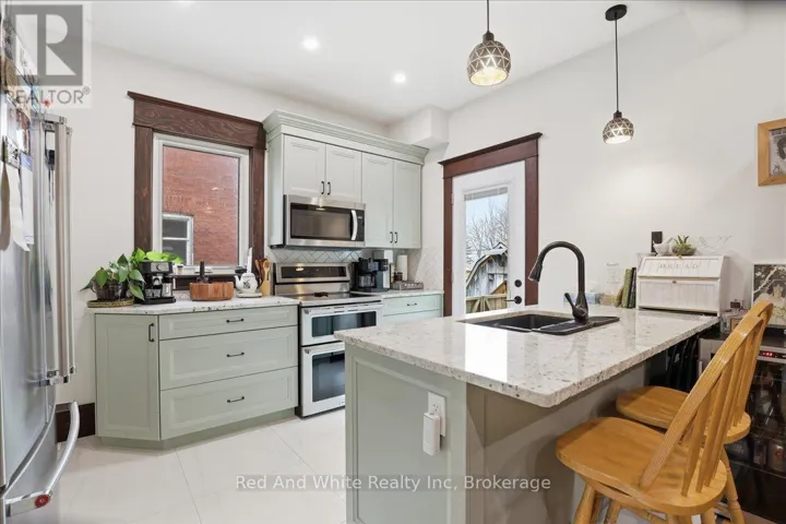 608 ONTARIO STREET, Stratford, Ontario N5A3J5