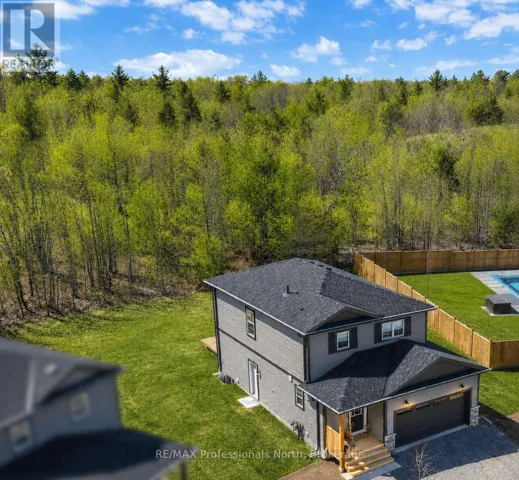 33 WHITEHORN PARK ROAD W, Bracebridge (Macaulay), Ontario P1L1W9