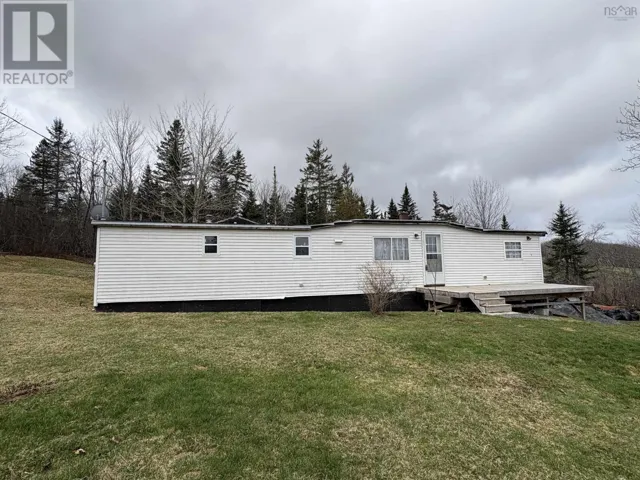 203 Lake Egmont Road, Lake Egmont, Nova Scotia B0N2H0