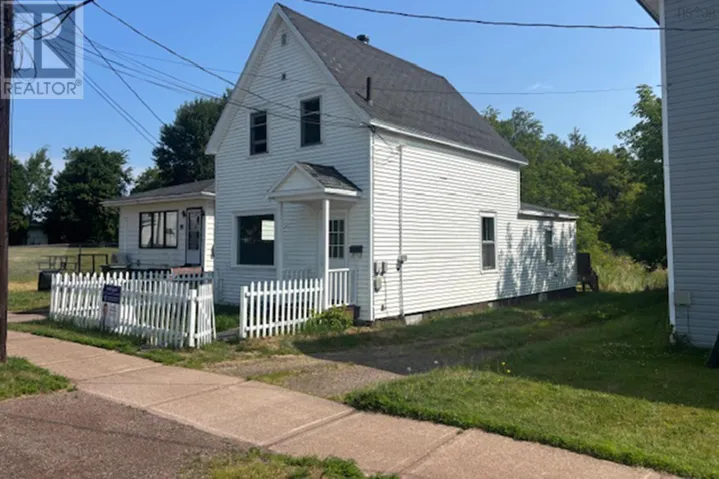 20 Park Street, Amherst, Nova Scotia B4H2R1