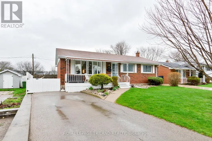 41 DUNWICH DRIVE, St. Thomas, Ontario N5R4T7