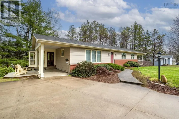 75 Duncan Avenue, Kentville, Nova Scotia B4N1N3