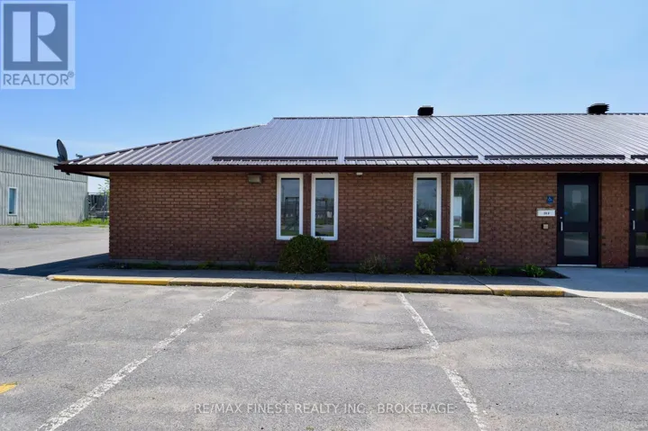 UNIT B - 20 RICHMOND UNIT B RICHMOND BOULEVARD, Greater Napanee (Greater Napanee), Ontario K7R4A4