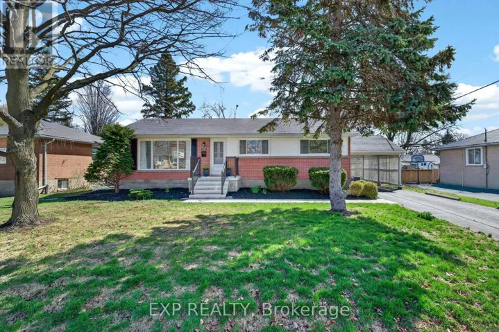 390 MCEWEN DRIVE, Kingston (City SouthWest), Ontario K7M3W3