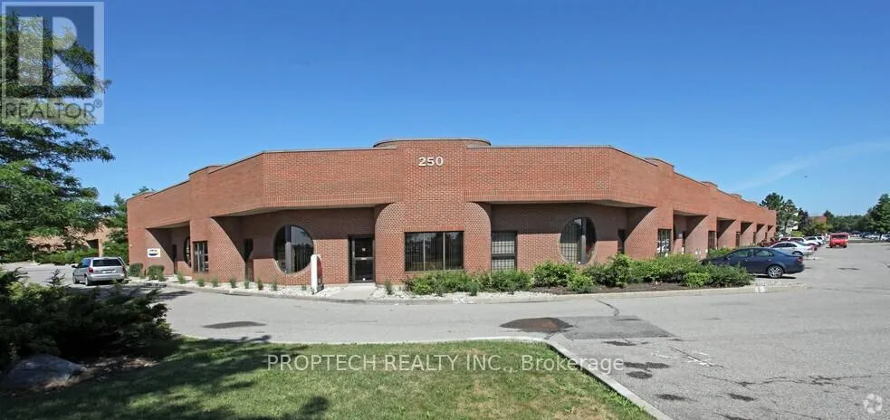 6 - 250 COCHRANE DRIVE, Markham (Buttonville), Ontario L3R8E5