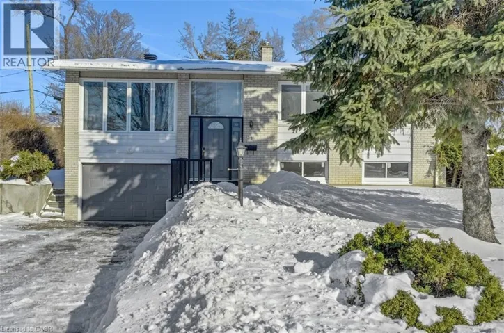 31 BELLFIELD Street, Ottawa, Ontario K2B6K7