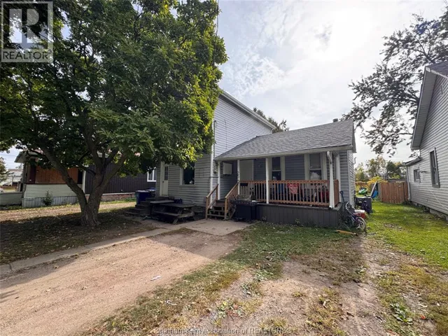 254 PARK STREET, Chatham, Ontario N7M3S3