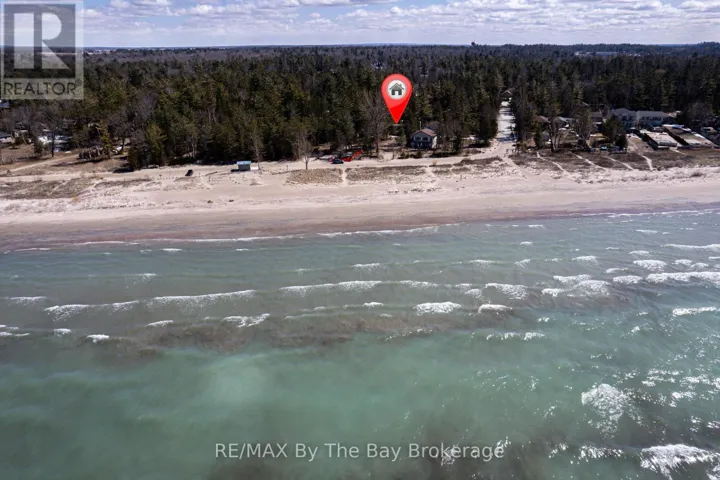 278 COASTLINE DRIVE, Wasaga Beach, Ontario L9Z2M4