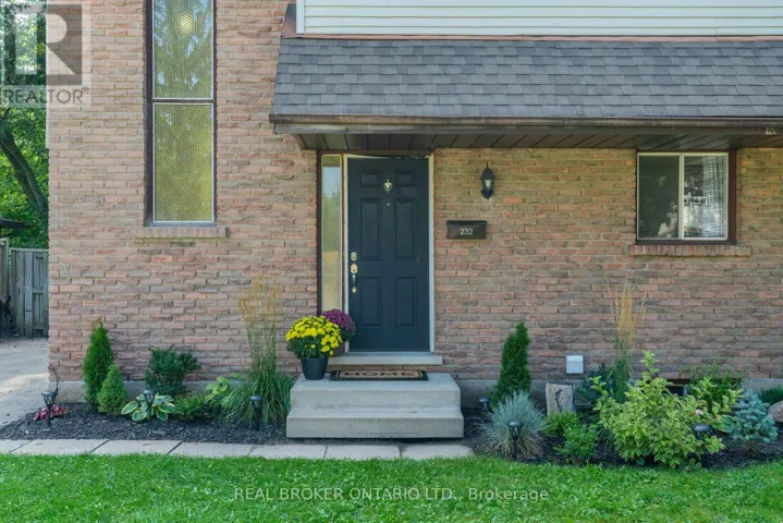 232 CEDARWOODS CRESCENT, Kitchener, Ontario N2C2J8