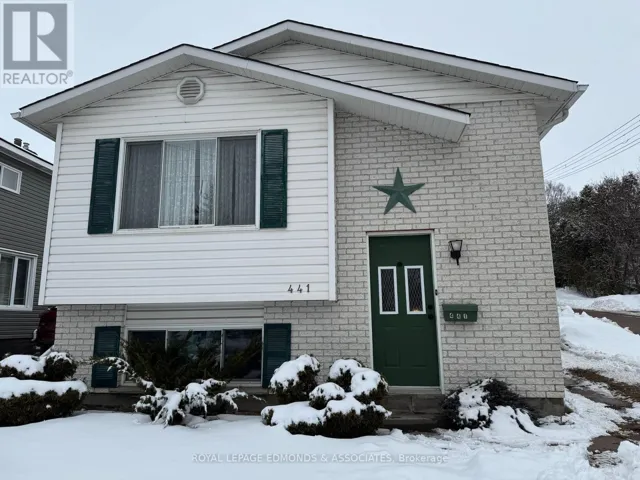 441 MACKAY STREET, Pembroke, Ontario K8A1E3