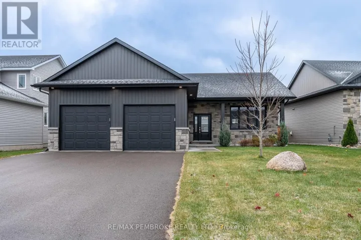 7 DREW STREET, Petawawa, Ontario K8H0G9