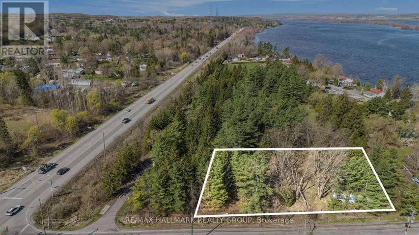 942 CAMERON STREET, Ottawa, Ontario K4C1C6