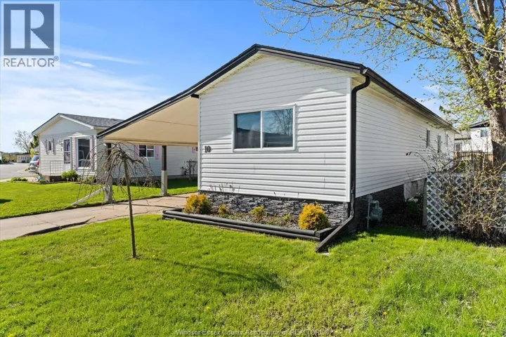 10 HAWTHORNE, McGregor, Ontario N0R1J0