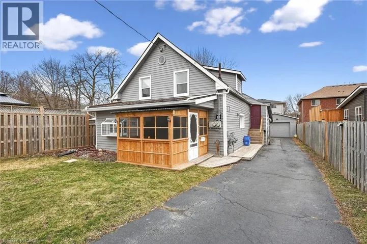 93 WALNUT Street, Brantford, Ontario N3T1H3