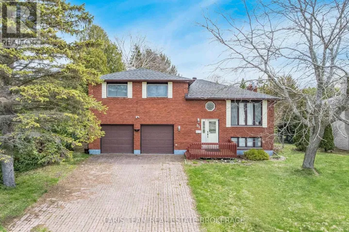 51 BECK BOULEVARD, Penetanguishene, Ontario L9M1E2