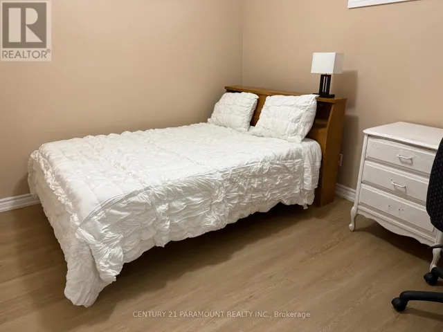 7275 VILLAGE WALK, Mississauga (Meadowvale Village), Ontario L5W1V7