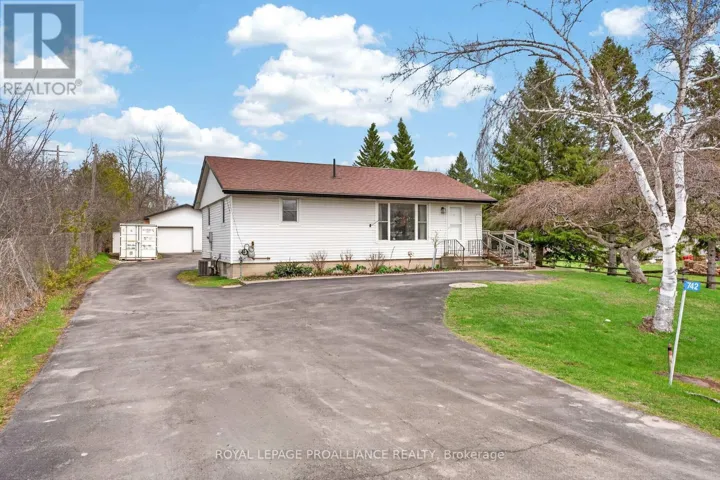 742 WALLBRIDGE-LOYALIST ROAD, Belleville (Belleville Ward), Ontario K8N4Z5